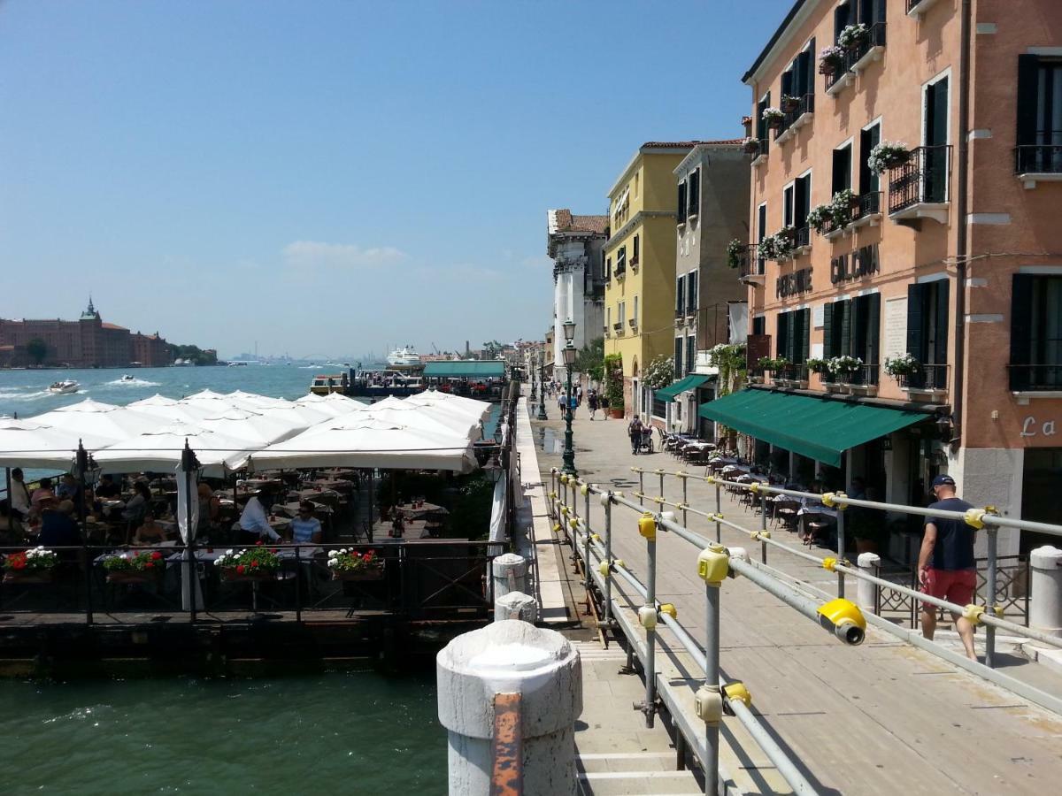 Appartamento Accademia San Vio Venecia Exterior foto