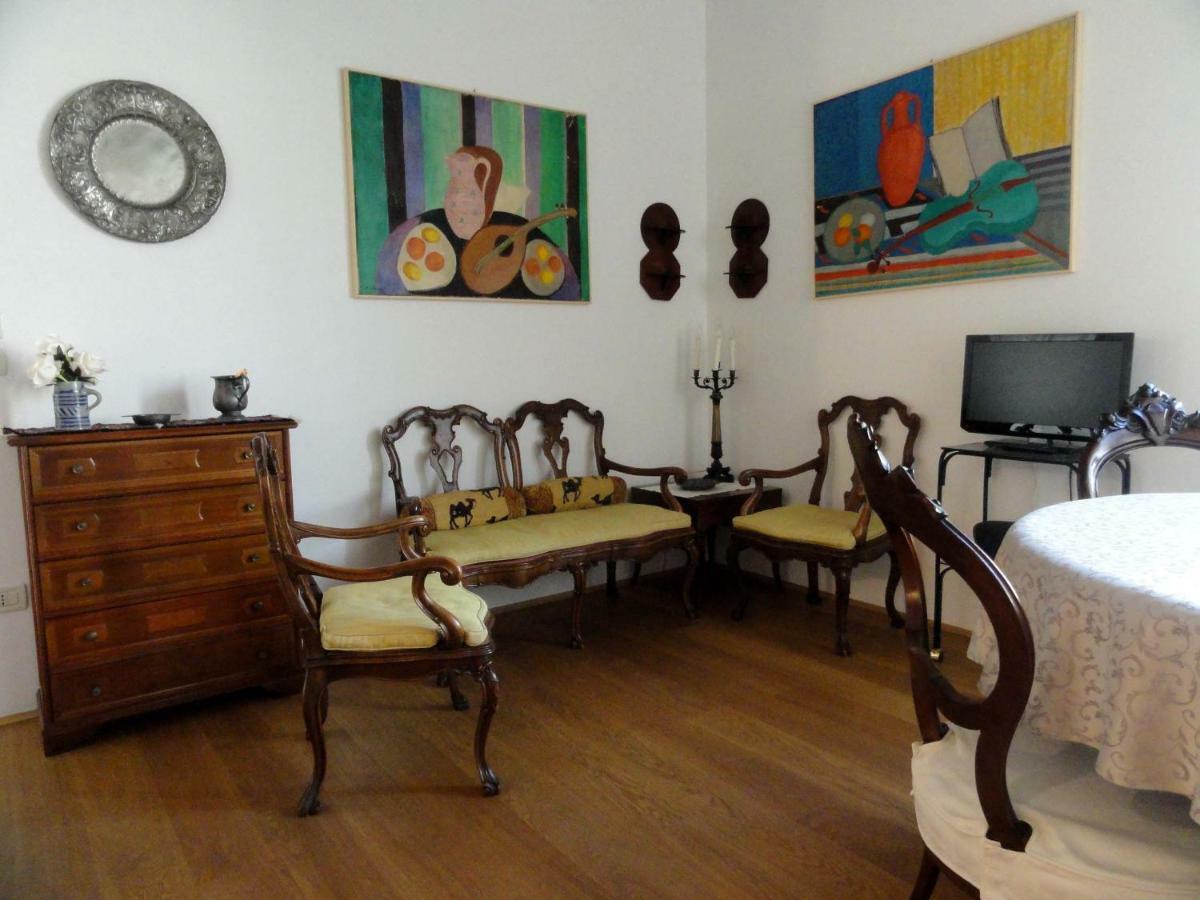 Appartamento Accademia San Vio Venecia Exterior foto