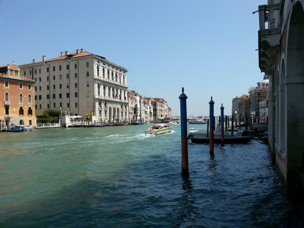 Appartamento Accademia San Vio Venecia Exterior foto